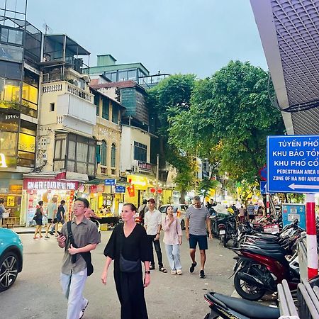 Old House Homestay Hanoi Bagian luar foto