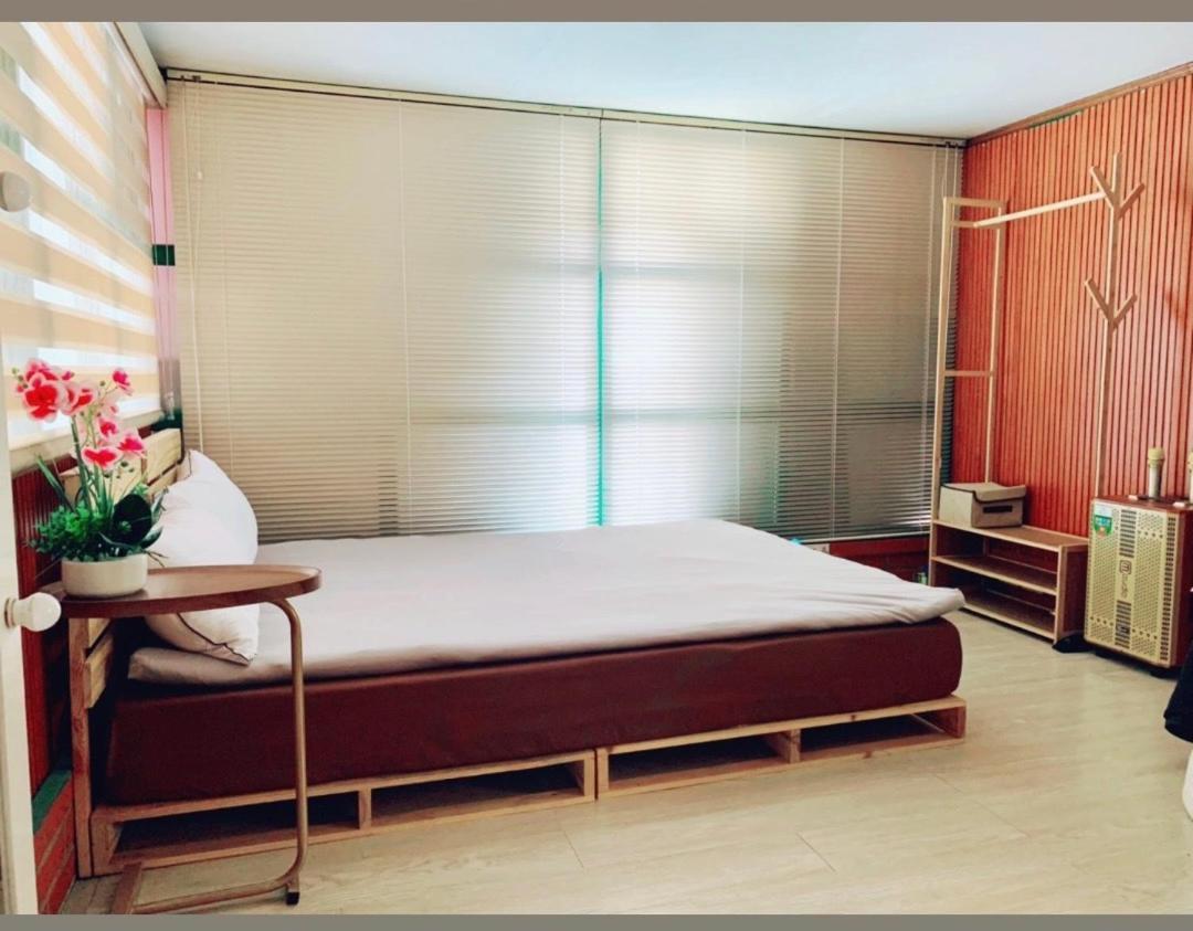 Old House Homestay Hanoi Bagian luar foto
