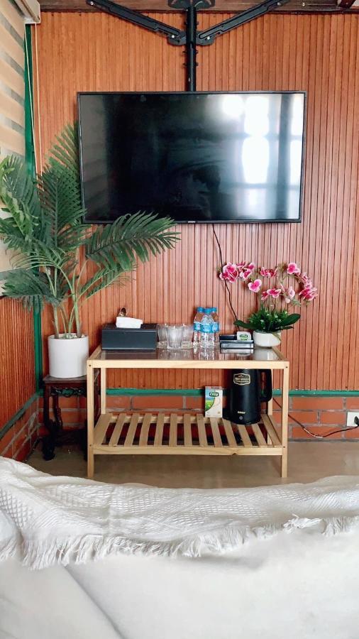 Old House Homestay Hanoi Bagian luar foto