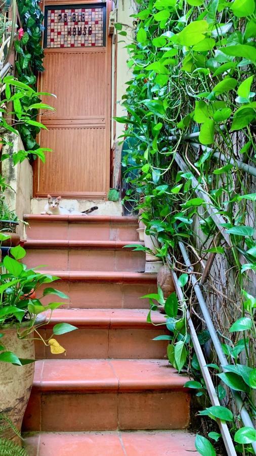 Old House Homestay Hanoi Bagian luar foto