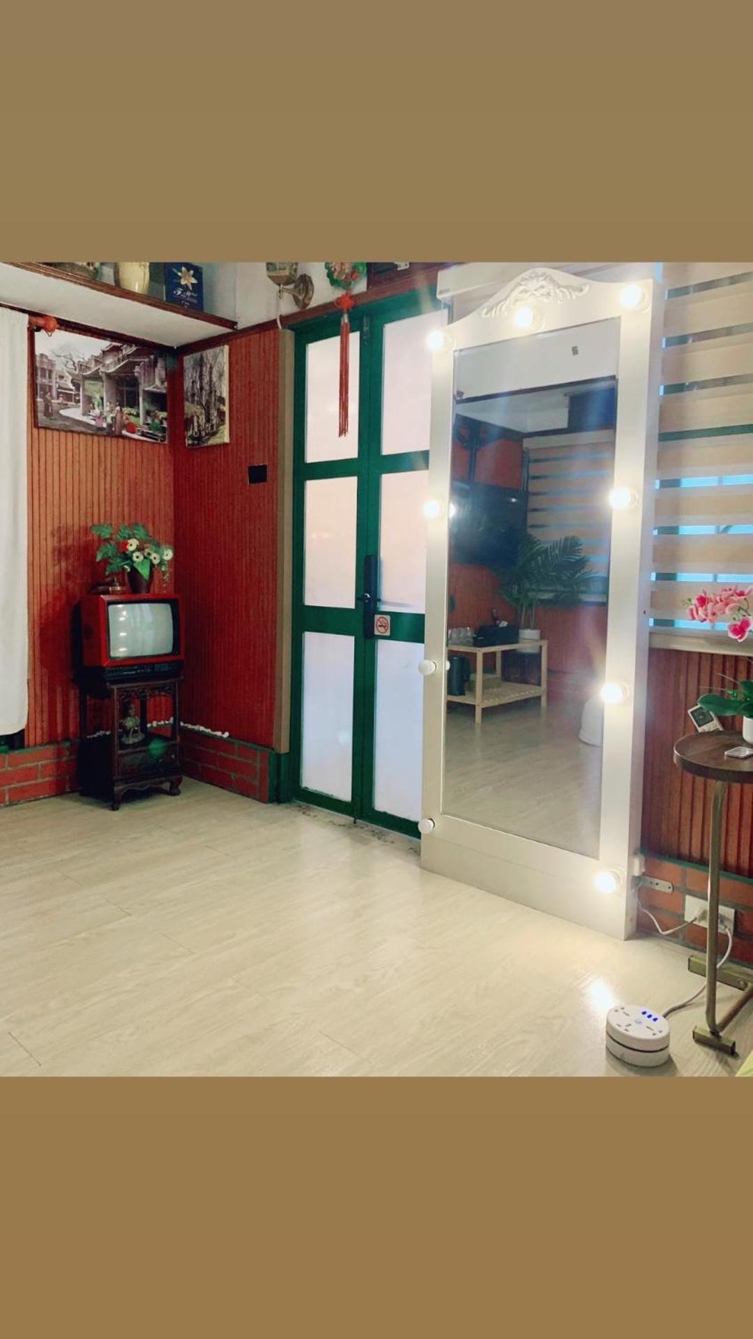 Old House Homestay Hanoi Bagian luar foto